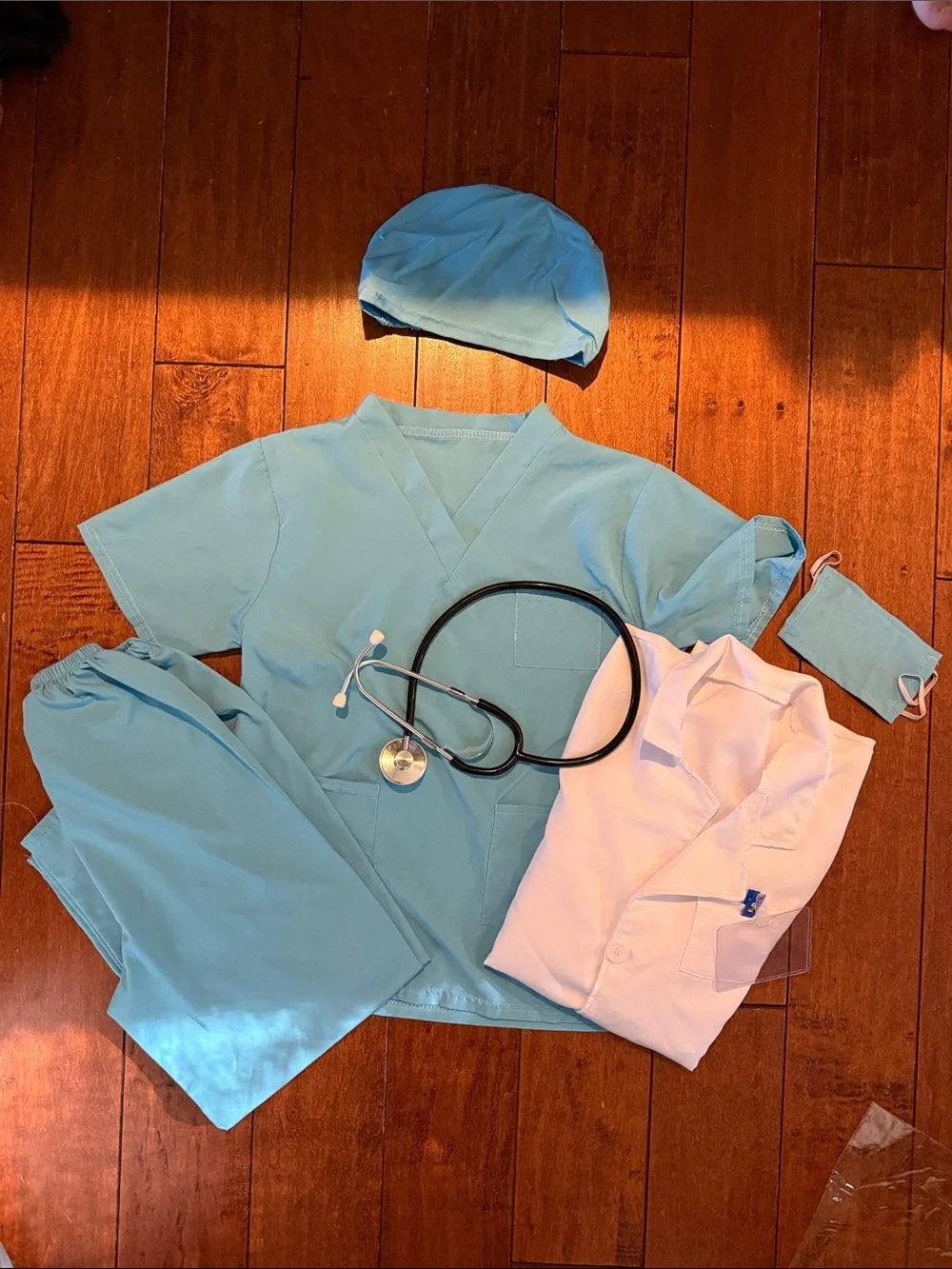 GIFTINBOX Doctor Costume for Kids Doctor Lab Coat for Kids Real Stethoscope